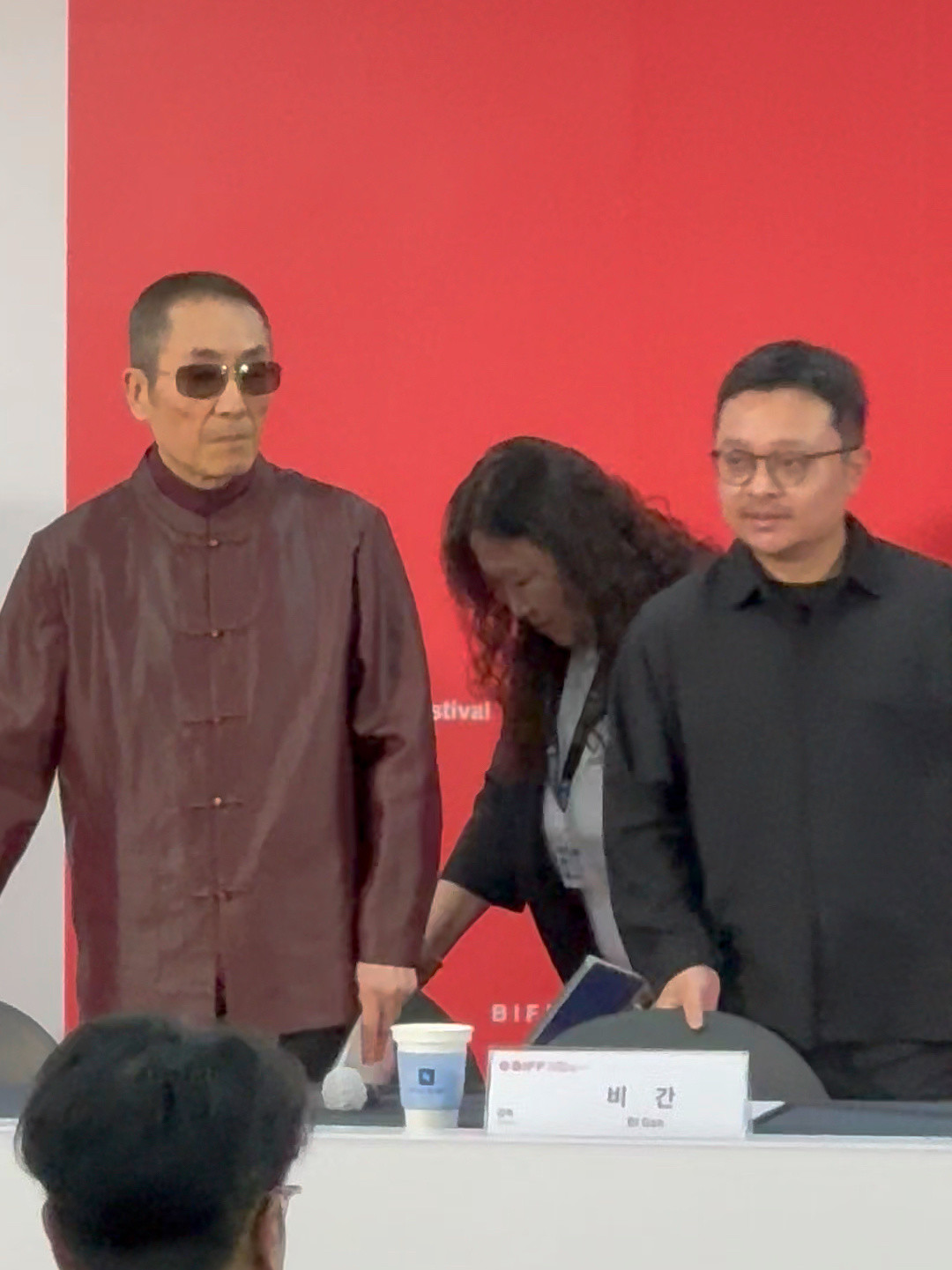 《三体》二十周年这年:段奕宏演章北海、张艺谋磨了6年、天眼“补”了一个真三星