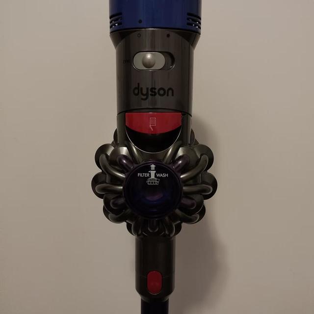 双11的戴森V8打到1499元：十年前的老平台，这次到底是抄底还是接盘