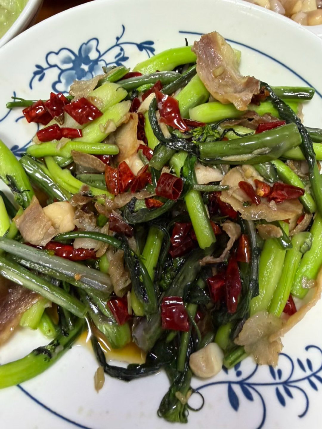 头灶师傅在家也炒不出店里的味？换灶、换锅前先算清火力、水分、锅三笔账