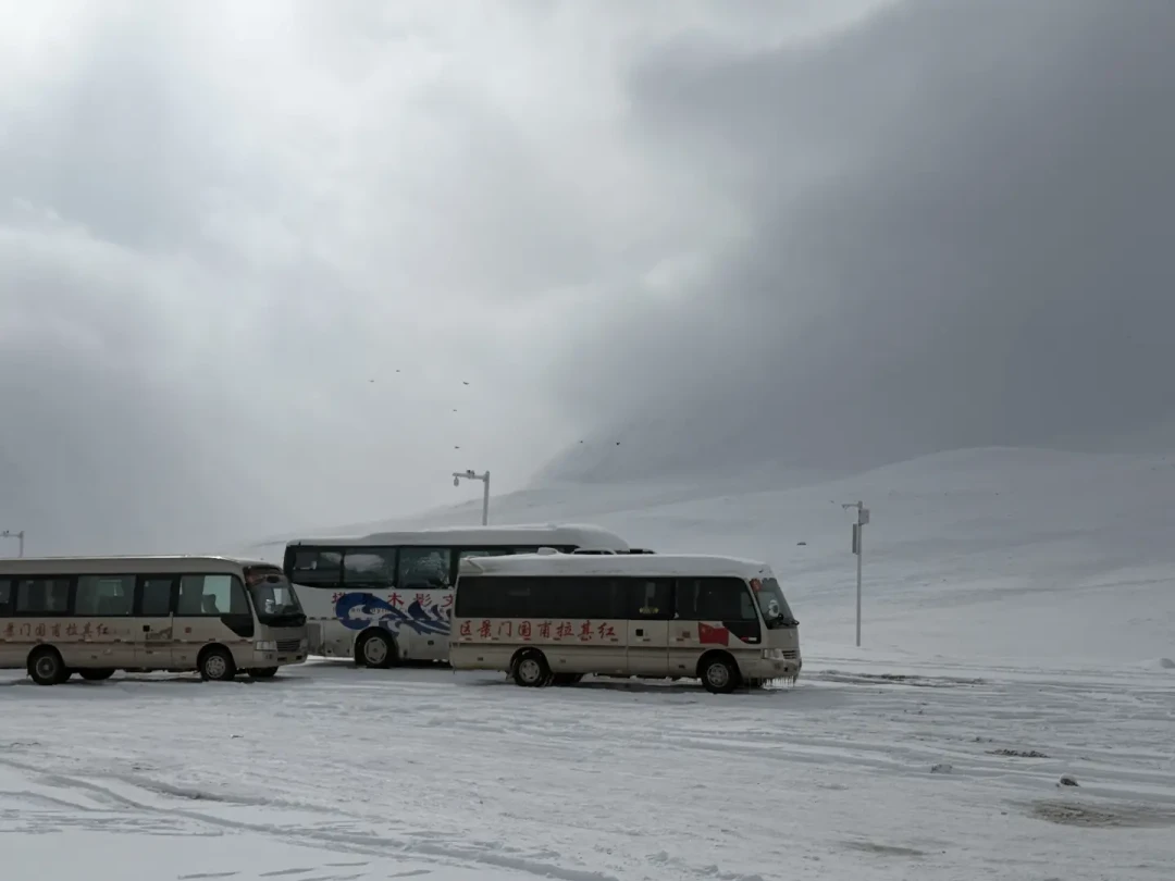 一场大雪把帕米尔打回