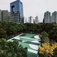 「全国最火的野球场」在上海：天天有人吵走步，场场还是有人接波