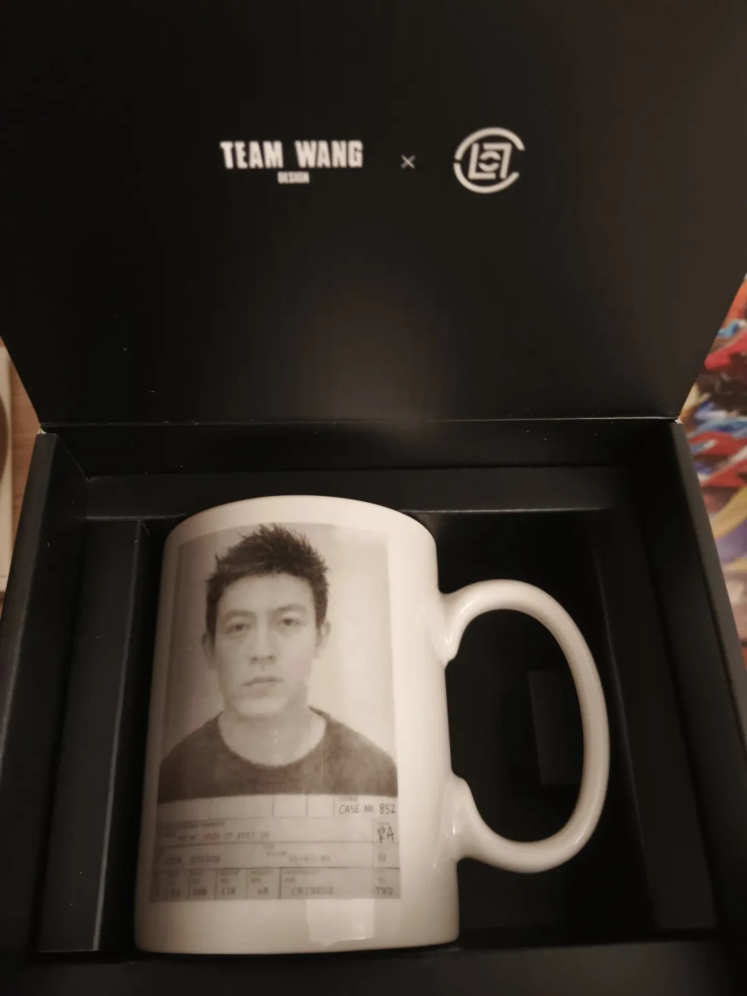 TEAM CLOT发售第二天就涨1000:得物上付了钱的买家,先被