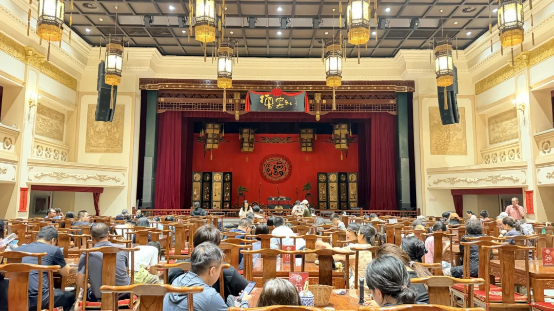 全网在玩沈腾酷腾的梗，但德云社腾字科复试是郭德纲亲自面的