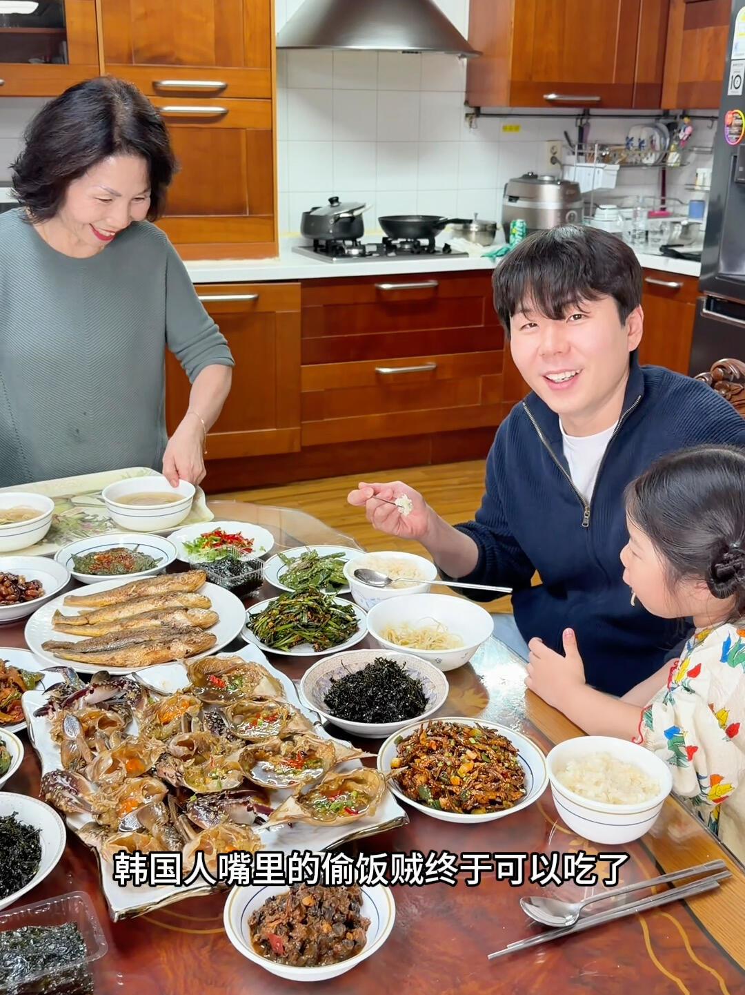 白酒泡的生腌蟹能杀虫?疾控实验:泡三天30%的虫还活着