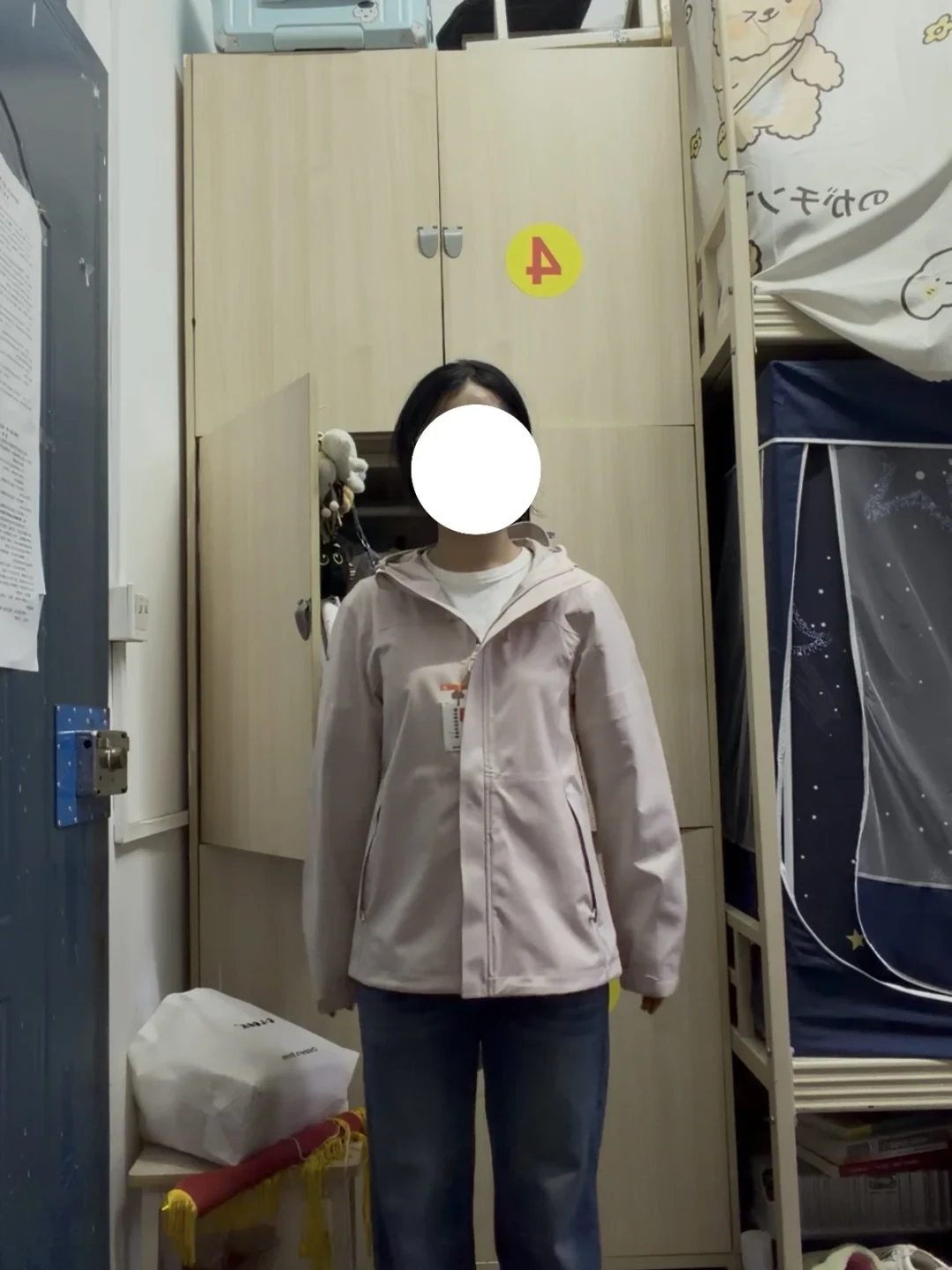 “微胖显瘦冲锋衣”20条里8条同一品牌:双11前先别抄作业,看版型三组数
