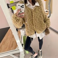 🍂秋日松弛感被这件粗棒针羊毛开衫拿捏