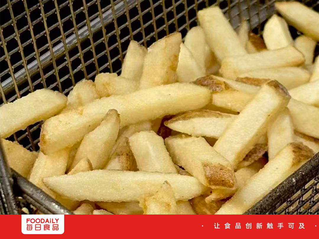 喜茶支起油锅卖薯条了!门店现炸,耗时5小时……