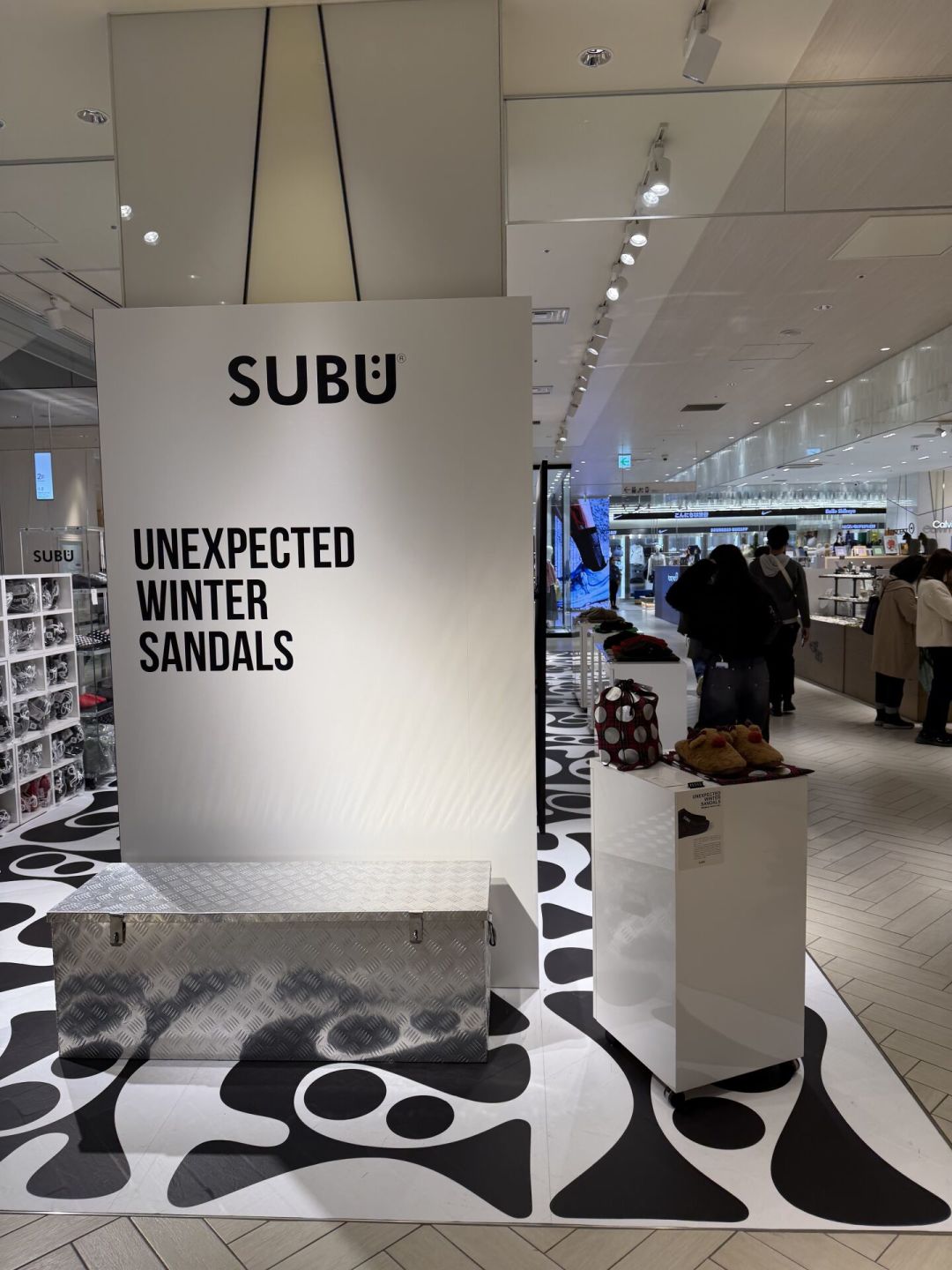 NANGA联手SUBU卖鞋：羽绒党和鞋党吵到一块了，先看清这4个信号再决定要不要蹲