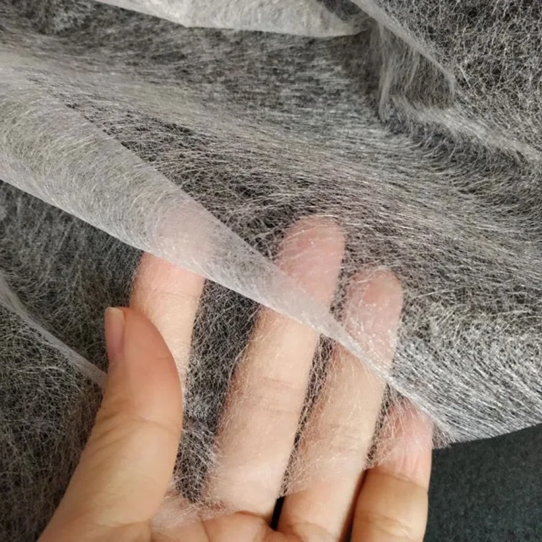 超薄粘合衬对光特写