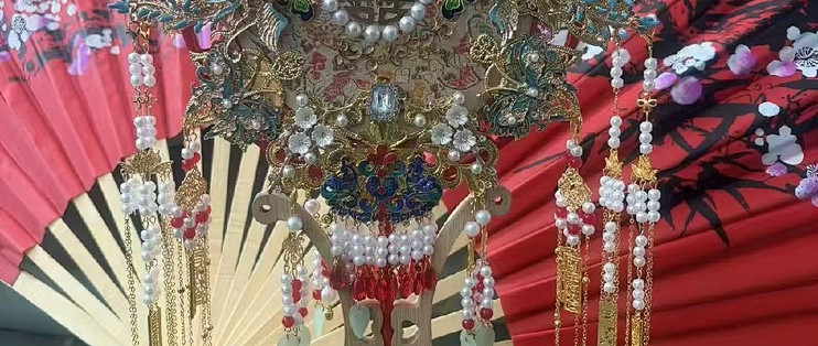 中式秀禾标配｜自制新娘喜扇，婚礼大片靠它