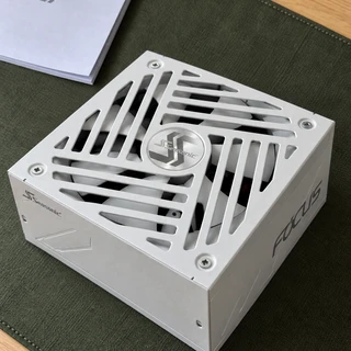 5090下架传闻刷屏,三天6个"余量"提问:海韵电源的瓦数,别再按×1.3算了,先看懂那100微秒