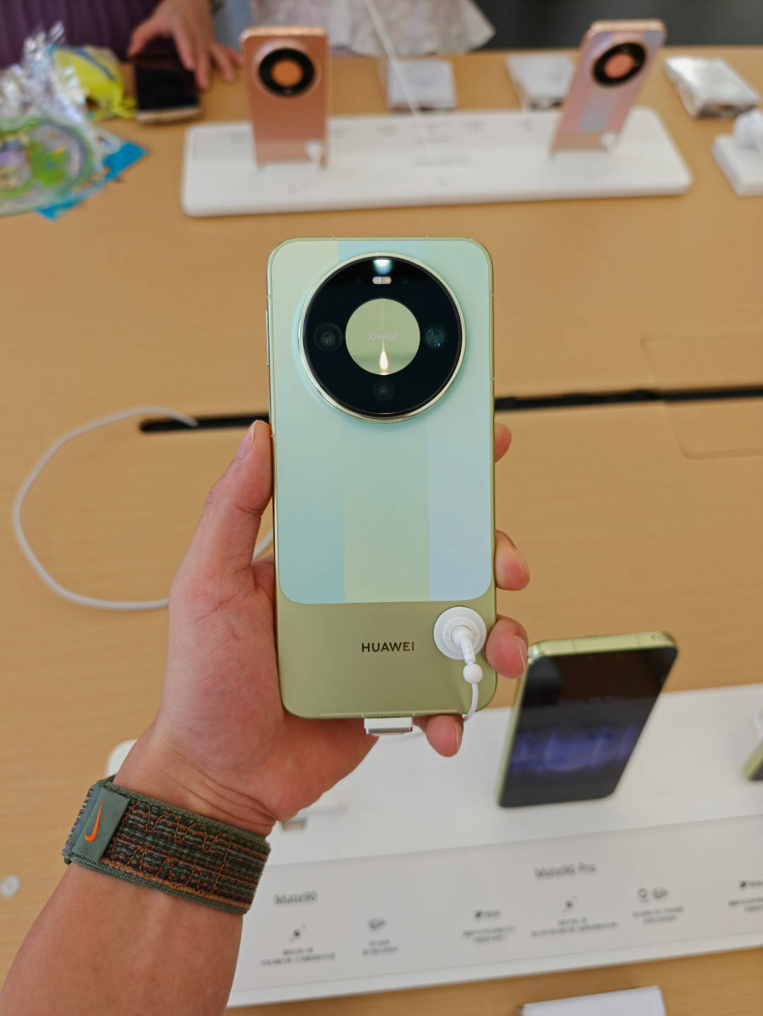 双11想等Mate90破发?上代可是上个月刚被官方涨了价