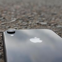 库克所说的AI重塑供应链，已经写进发货时间与价签：苹果新品该等还是现在买？
