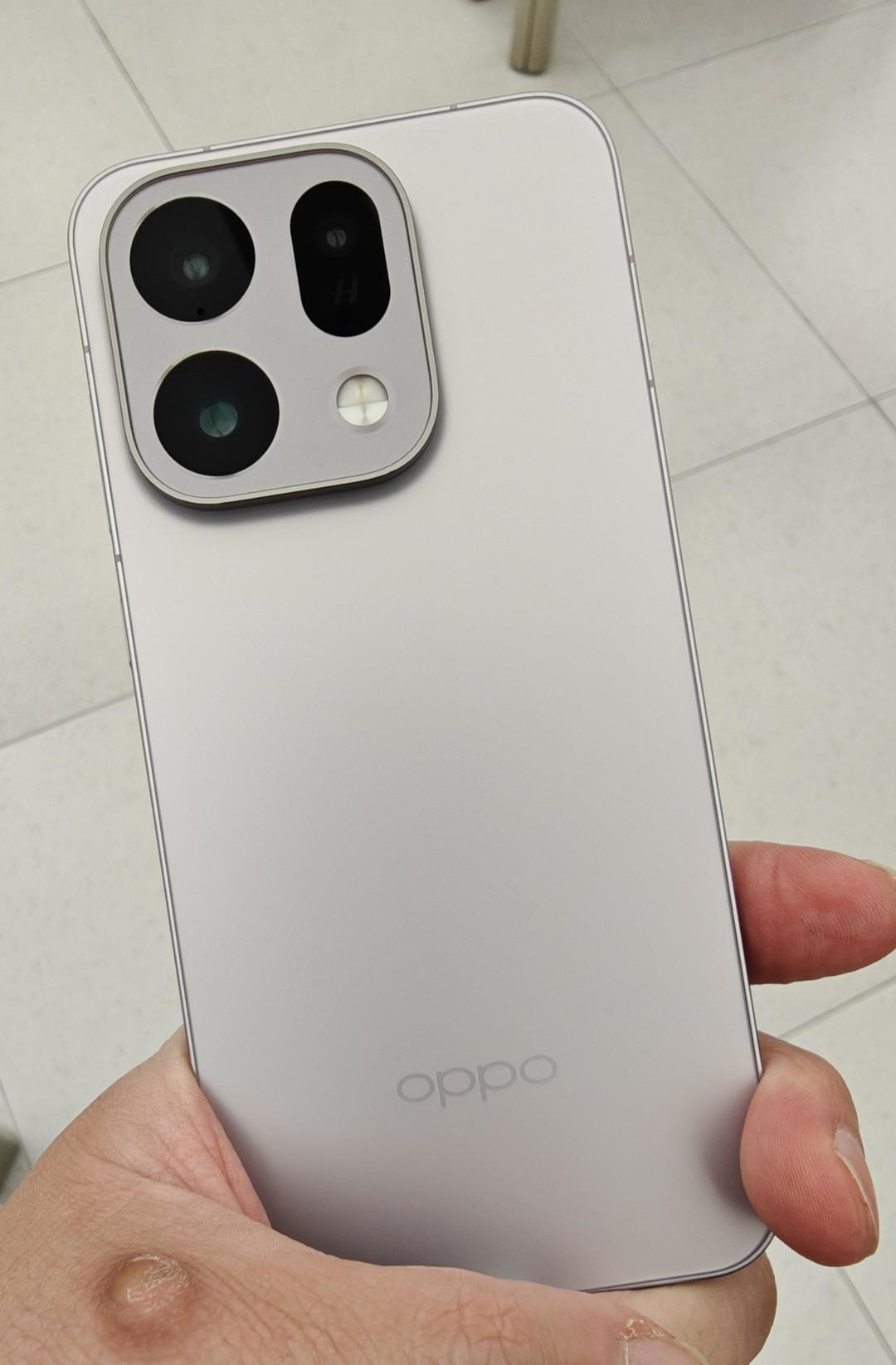 Find X9清仓3500档，X10E上市22天闪降一千到3999：OPPO这个双11，我站老旗舰这边