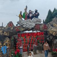 忆西游主题公园爆火逻辑拆解：20元门票、一名员工的山沟“一人公司”，凭什么接住泼天流量