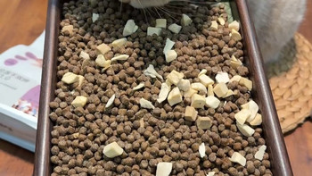 直播间猫粮赠品堆出一座超市、羽绒被8天降价500价保被拒 | 网易严选10.16日报
