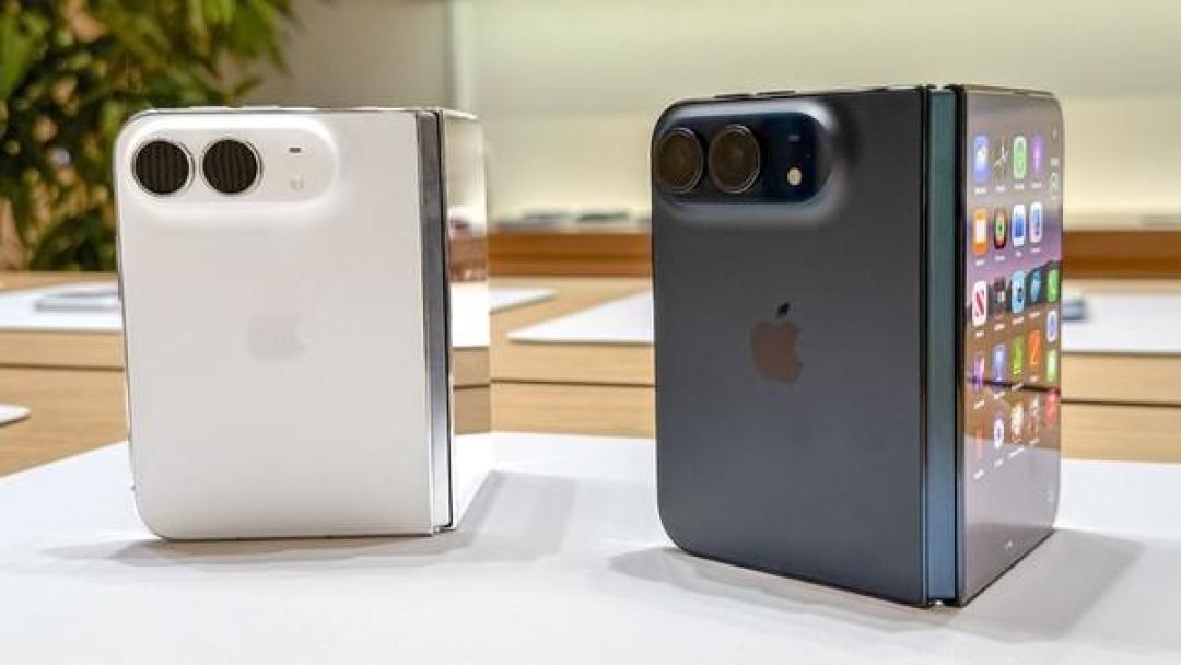 iPhone Duo开售第二天:官网排到2027年1月23日、付款不出日期,退单党、等货党、黄牛价、双11党各算各的账