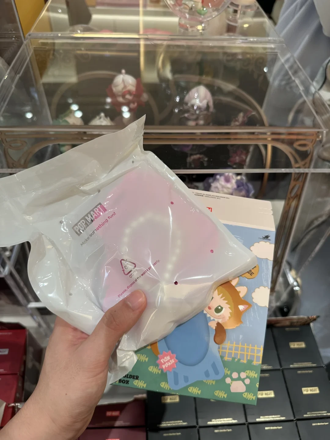 LABUBU猫盲盒五款发售前破发,隐藏却炒到899还接吗