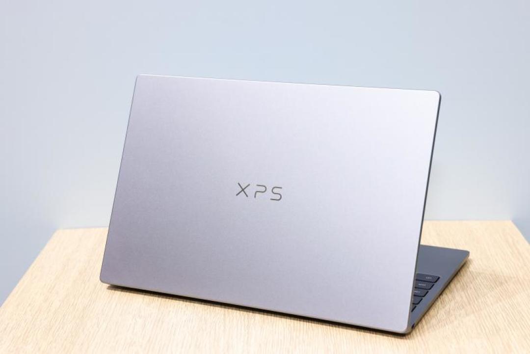 「DDR5从两百多涨到一千四」撞上「新XPS13跟十年前一个价」：双11蹲戴尔轻薄本的算账党，20号晚8点闸门前，先把价梯、减配、时机这三本账对完