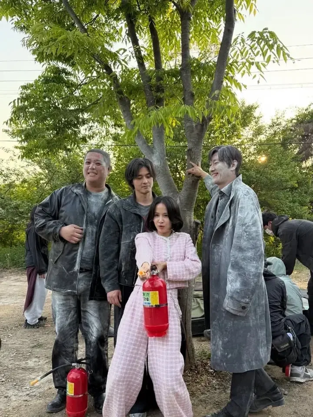 剧名劝退、开分不到8被放回片单:想补《现在不是出轨的问题》的韩剧党,先把口碑曲线、观看路径、剧透雷区这三本账对完