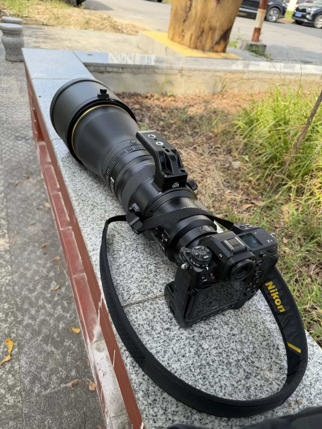 尼十万穿着炮衣照样掉漆、尼康拒保：摊开全网30条掉皮帖，先把