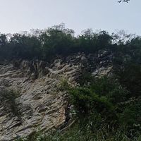 百米悬崖刷屏之后:9月销量18493台、尾灯报价5500元——"安全"光环拆成三层,再谈买不买领克