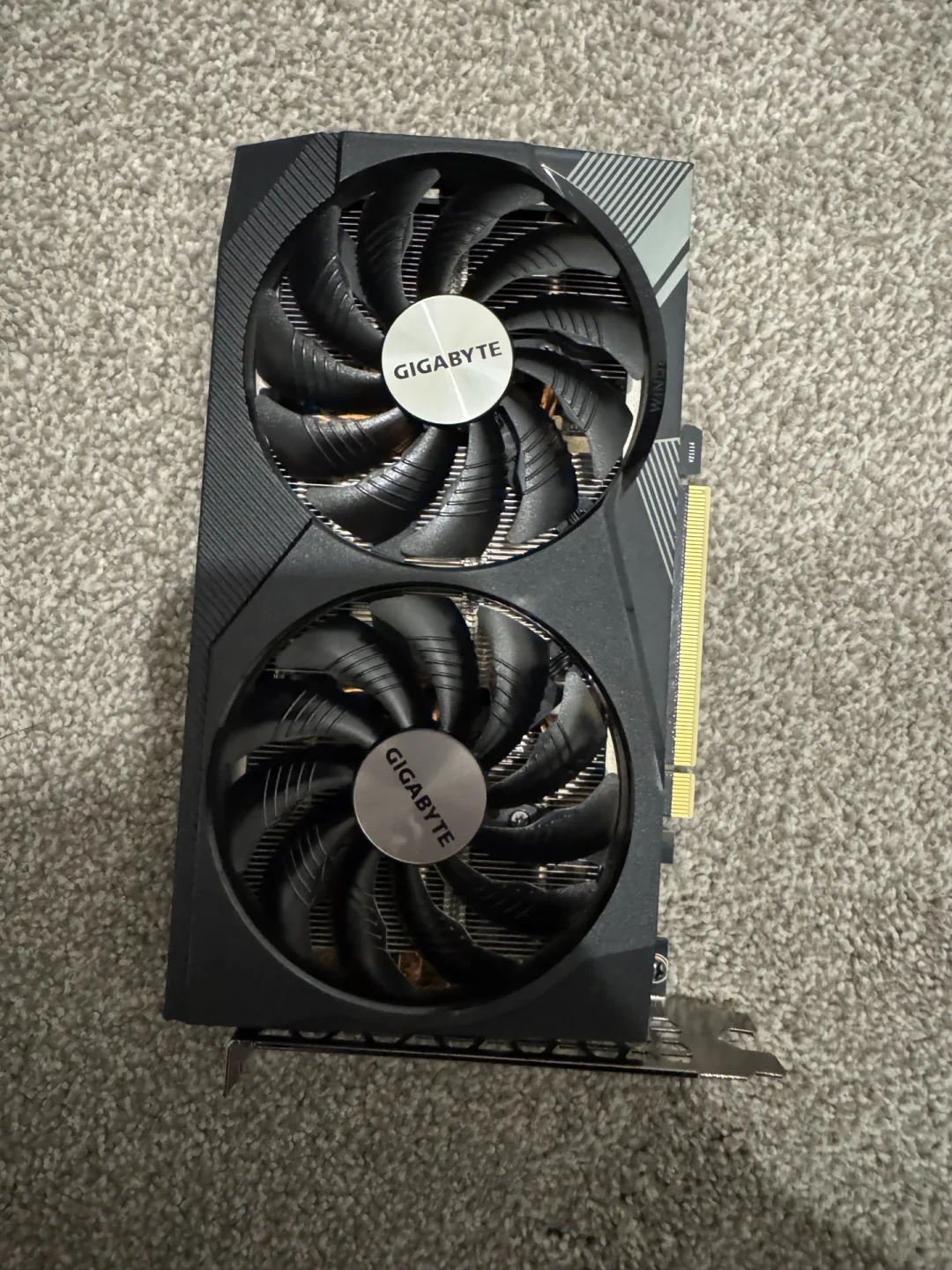 转转回收风波冲到390万播放：RX580估价202、到手“2元”，退回闲鱼卖出330——双11卖旧卡前，先把四张价签看明白