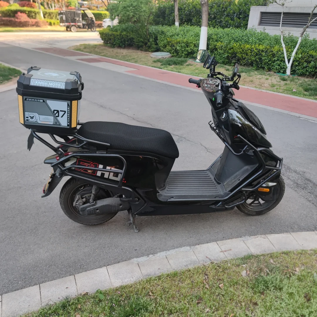 极核摔车这笔账:护杠两三百,车壳要