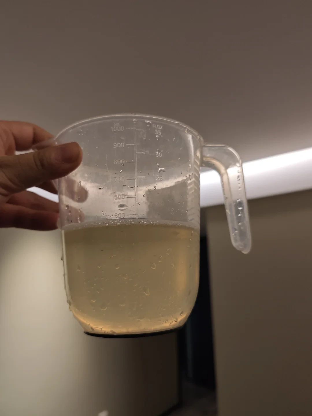灌了两年纯净水，水箱里的螺丝锈得没了螺纹：20篇拆机帖全指向同4个零件，水暖毯第二个冬天来了，20号晚8点正式开卖前，这三问先问完