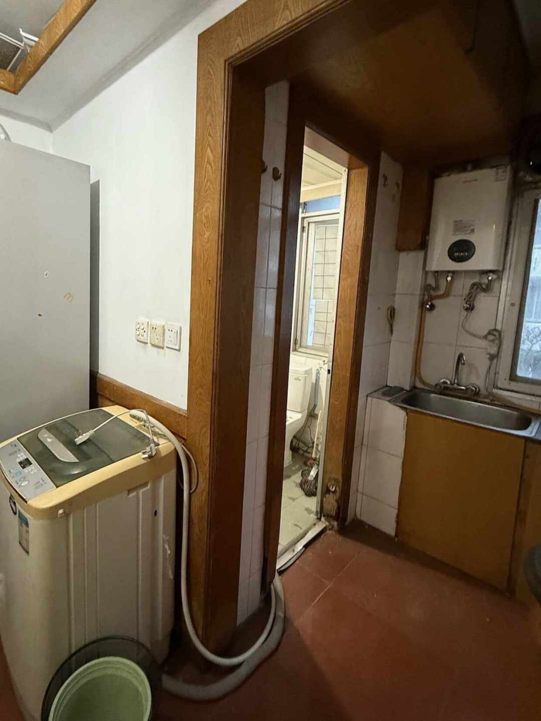 同一套50㎡老破小,硬装6万和落地26万的都有:我把20多条自装账单拆成三本账,哪些钱能省、哪些碰不得