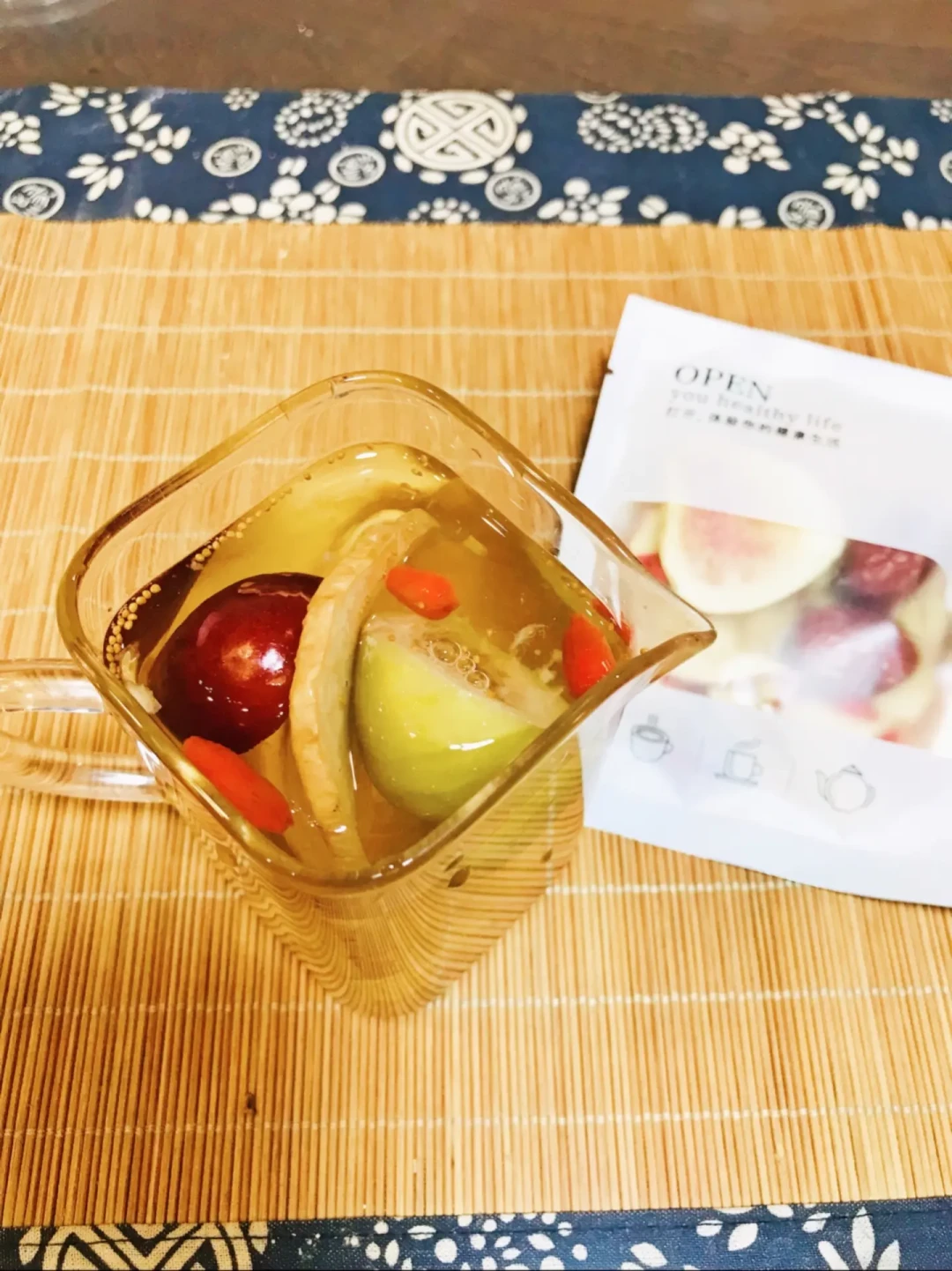 景区花茶600元一斤、茶包泡出