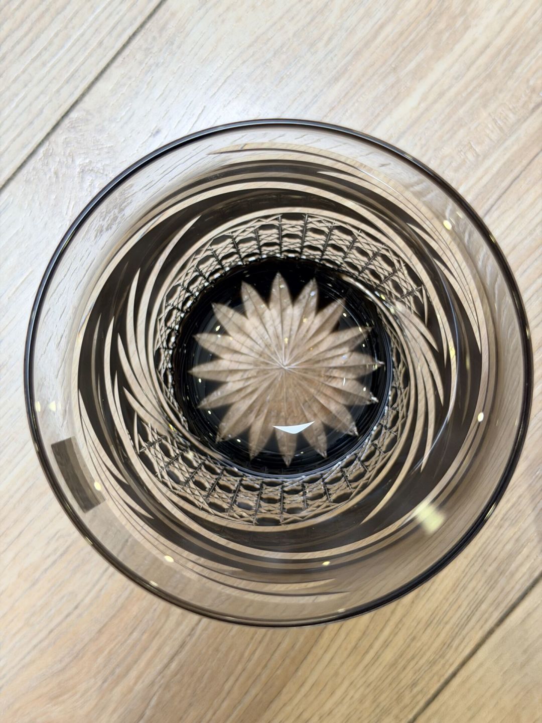双11送酒器避坑:搜索结果20条里7条是同一家店,送礼人纠结的答案全藏在收礼人的晒单里