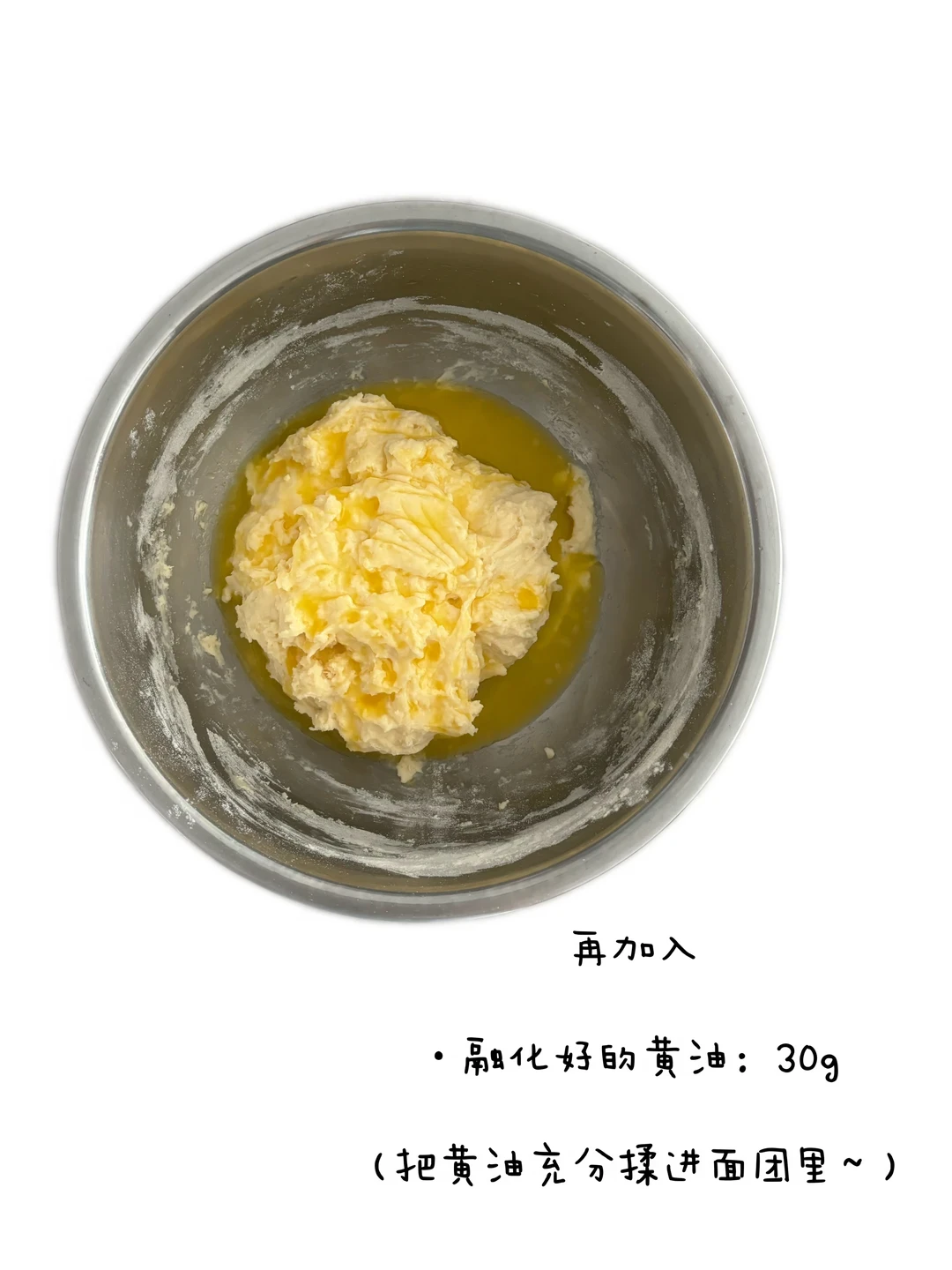面包店一年关了10万家,面包脑袋们开始自己开烤