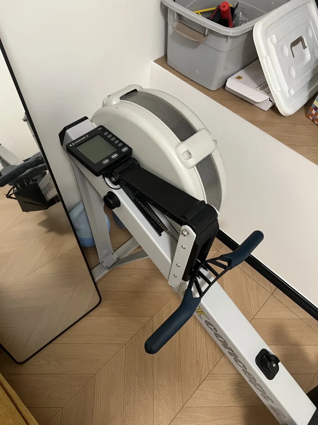 C2收5500、小莫出399：闲鱼划船机行情扒了一遍，决定二手价值的真不是实木，是那颗表头