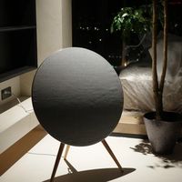 H100涨了近两千、入门款涨25%:双十一前,先把B&O的涨价账翻一遍