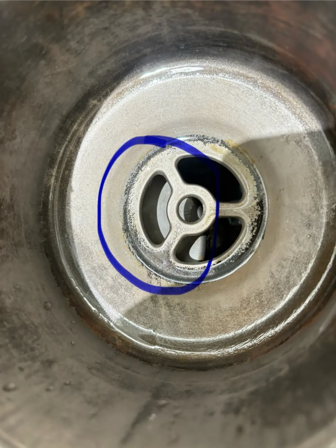 吐槽欧琳水槽的帖子翻到底,槽体之外的雷全埋在水槽正下方:下水件三大件,双11付尾款前拍张照对一遍