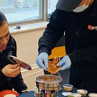 秋风起，围炉正当时，社区火锅食材小店深耕邻里家庭