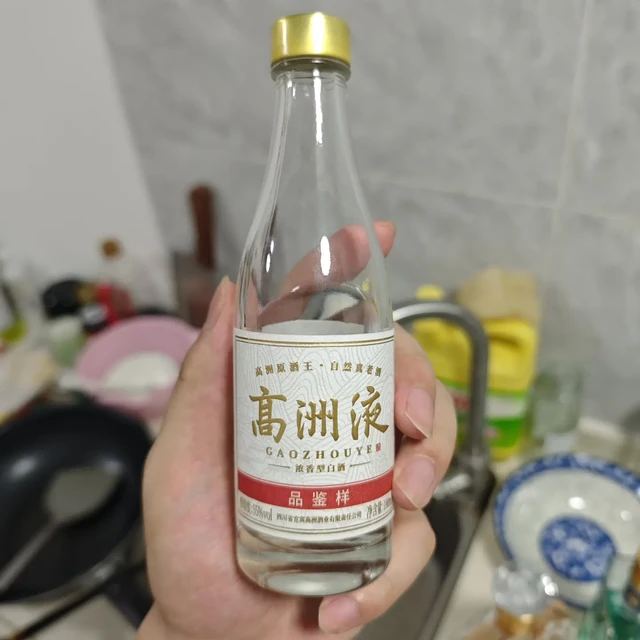 70度高洲秋酿头酒：直饮劝退新手，乱勾毁酒，这大坛到底有啥用？