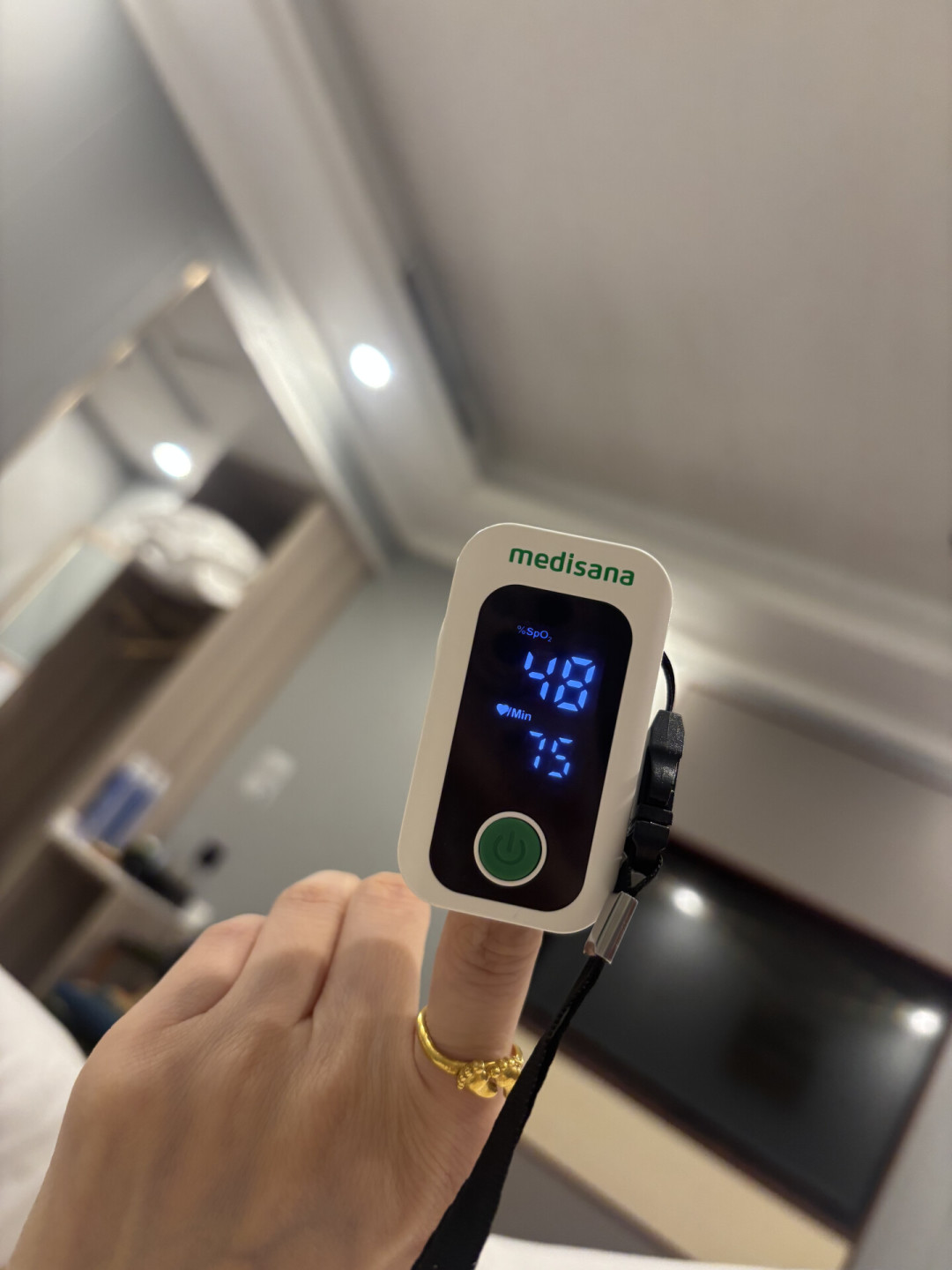 别急着为高原自驾的氧气买单:1L罐也就十几分钟,多数人不用买制氧机