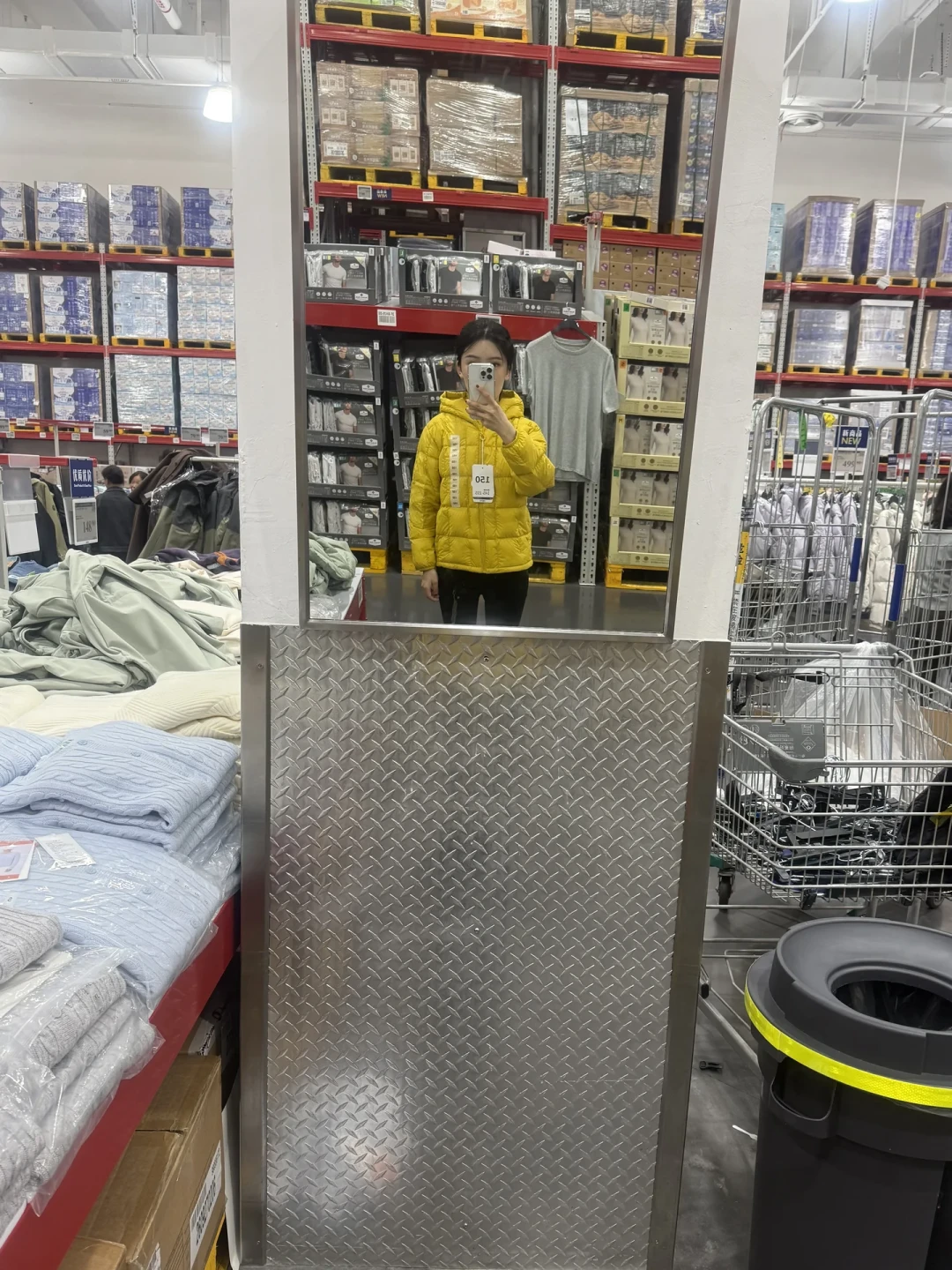 去年抢499元充绒400克的风口过了:今年山姆羽绒先冲的是109元“小暖鹅”,三本账对完再决定现在买还是等双11