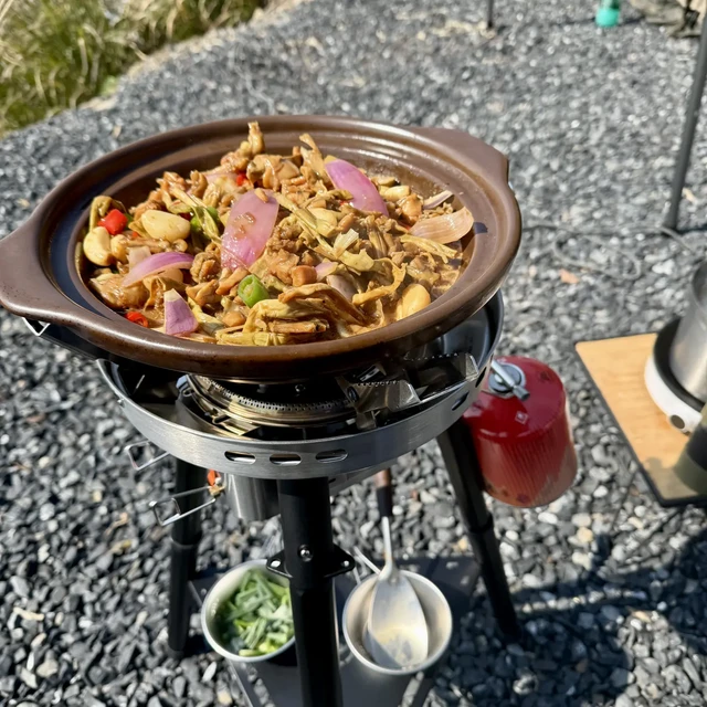 擎天3的爆炒自由，一半在炉子上，一半在煤气罐里
