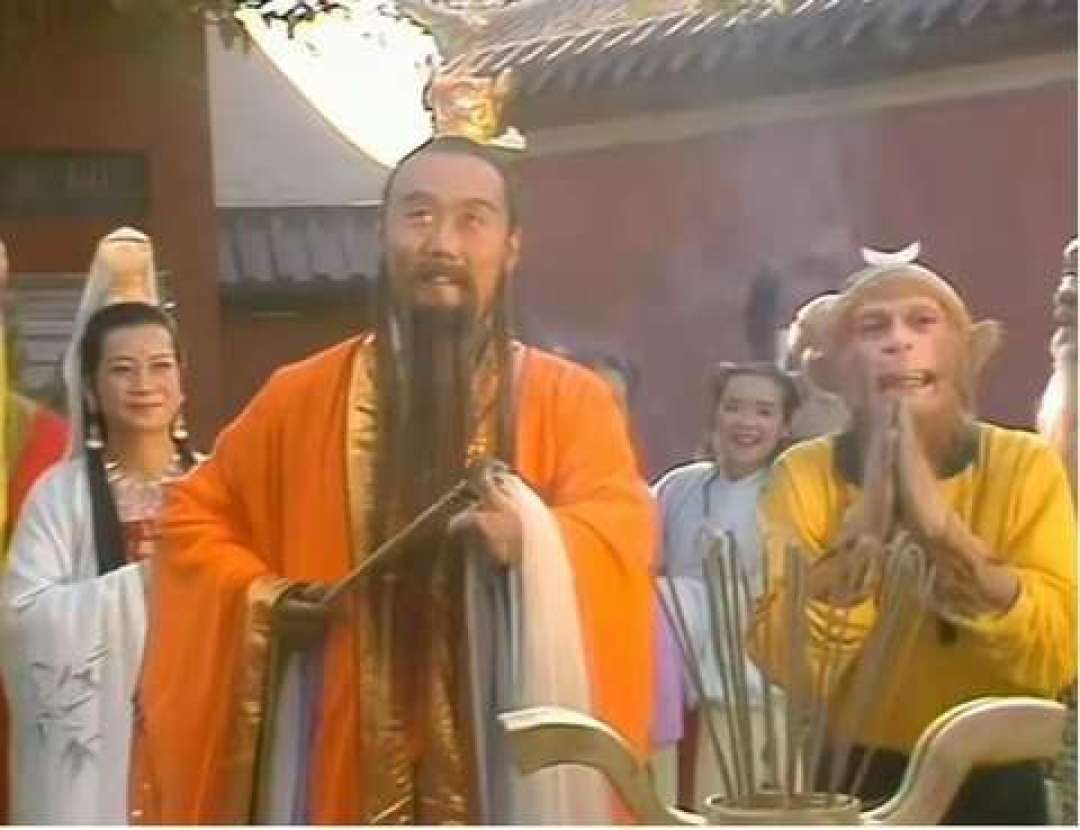 40周年仿妆第一波翻车现场:为什么点赞2万的仿妆,会被自己评论区骂到前排