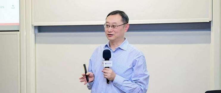 兼顾国际视野与本土实践的商学院推荐