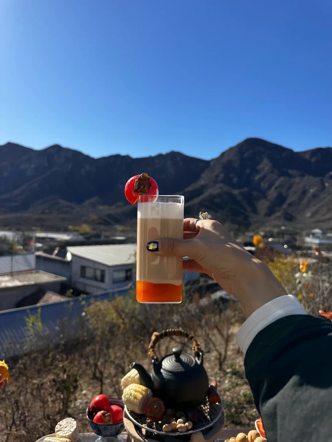 围炉煮茶又翻红,先别急着花钱:哪些茶该煮、哪些该泡,一篇分清