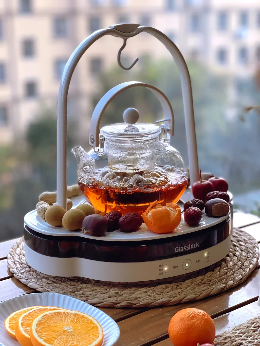 围炉煮茶又翻红,先别急着花钱:哪些茶该煮、哪些该泡,一篇分清