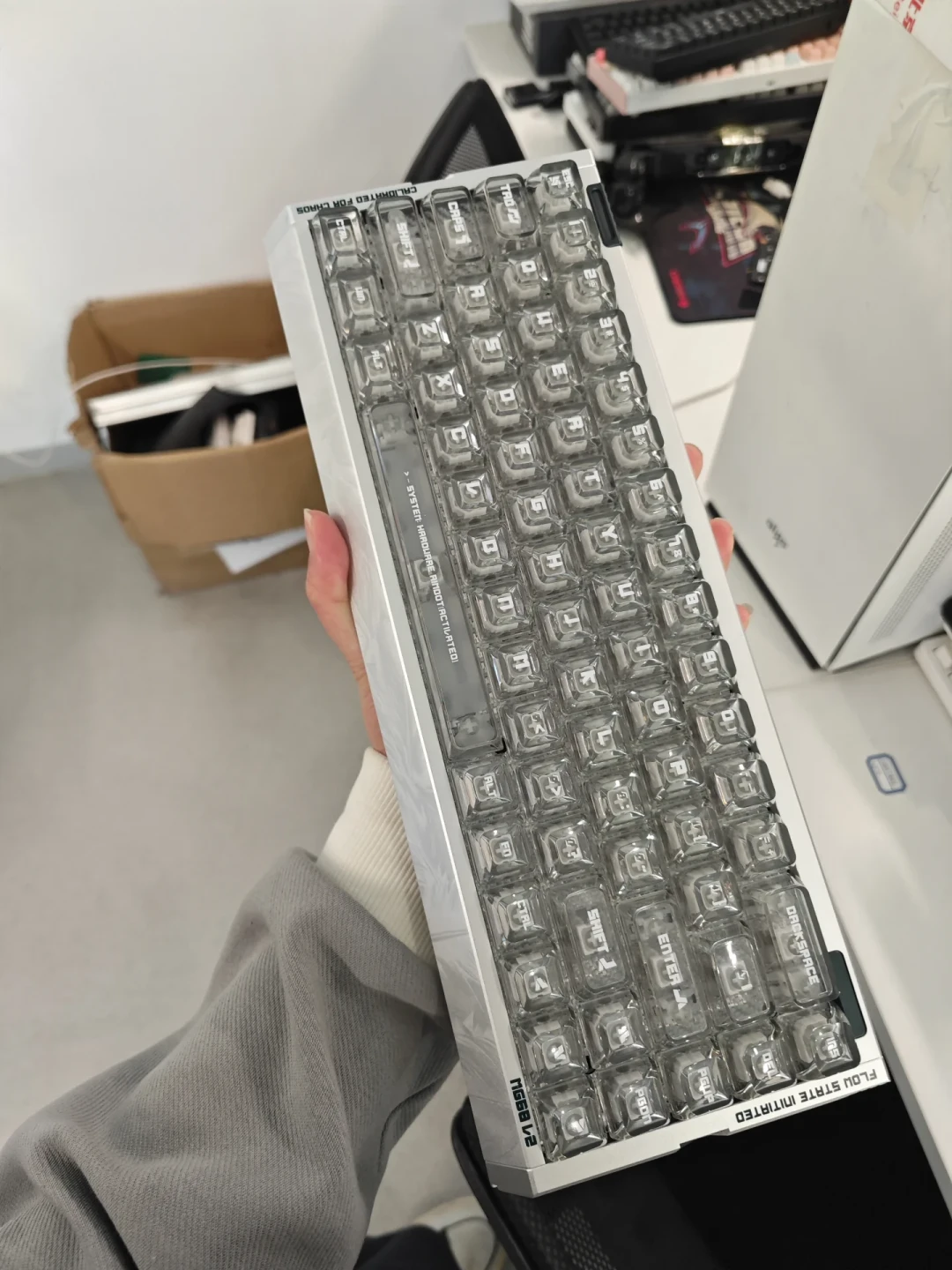 艾石头双十一“铝坨坨”价格跳水全记录：MG75V2从449杀到195，是抢还是等MG68V2？
