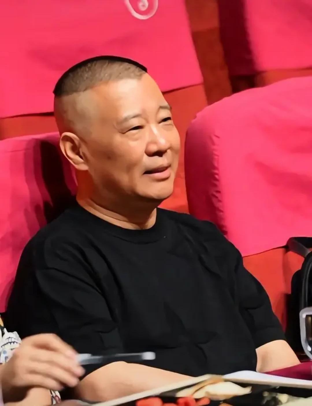 常州为德云社周年庆延长地铁:场子满了,角儿还缺着