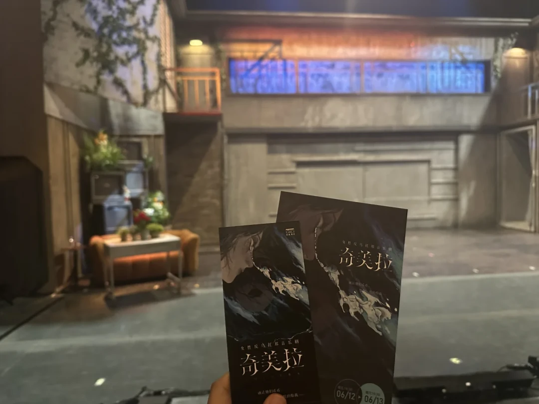 全网在玩沈腾酷腾的梗，但德云社腾字科复试是郭德纲亲自面的