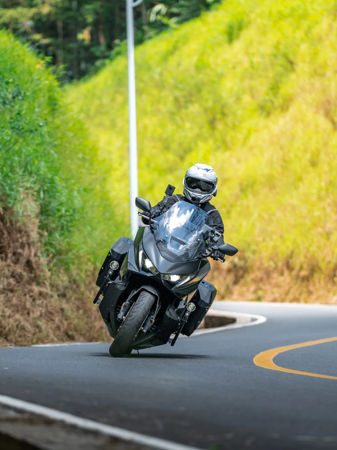 12万的佛沙750要8万国产了?等新车,还是先冲二手?