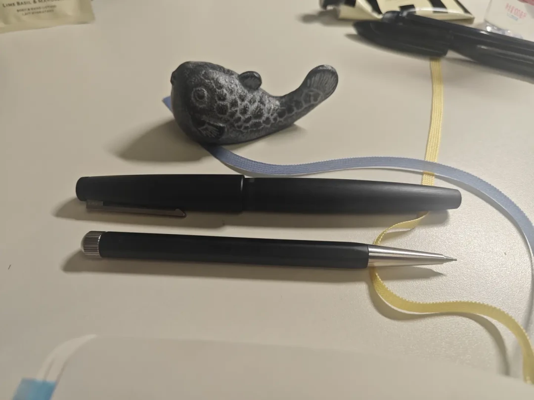 一支千元凌美被拒保，就因为一张保修卡：